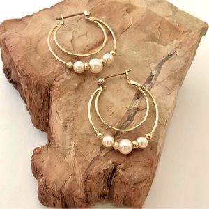 Gold tone faux pearl hoop earrings